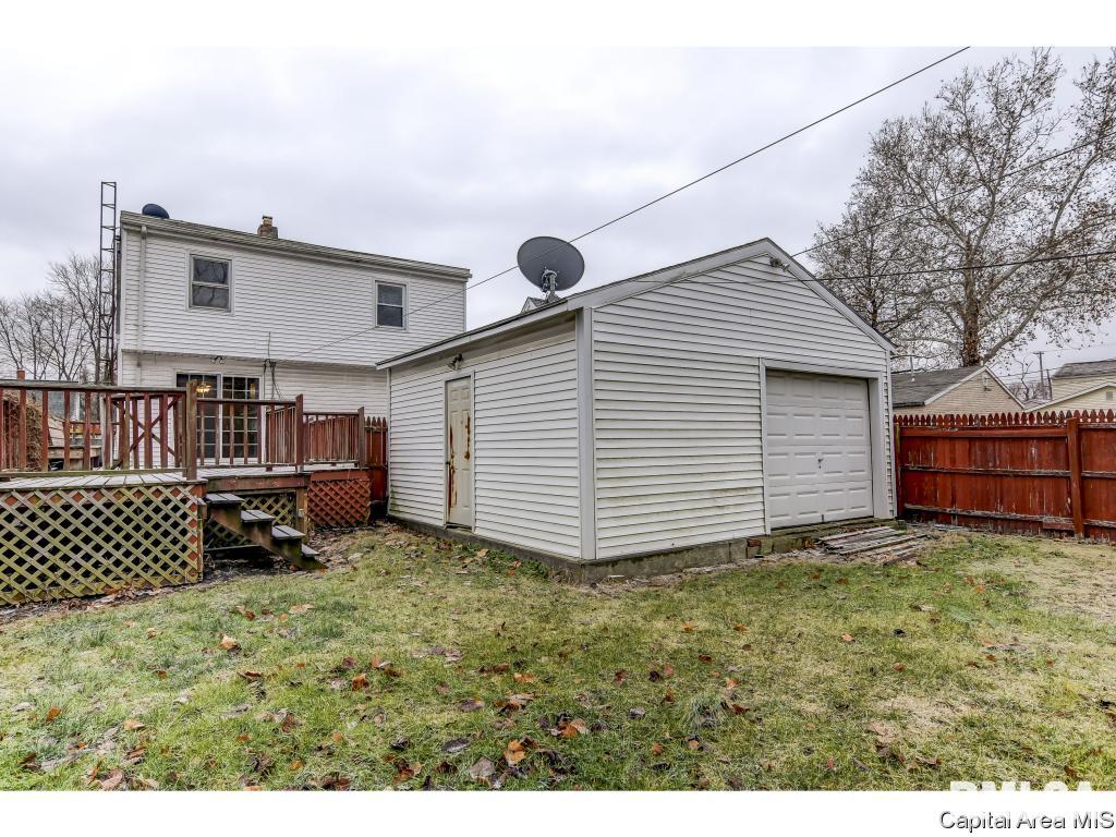 2229 East Keys Avenue Springfield, IL 62702 - Photo 29 of 31