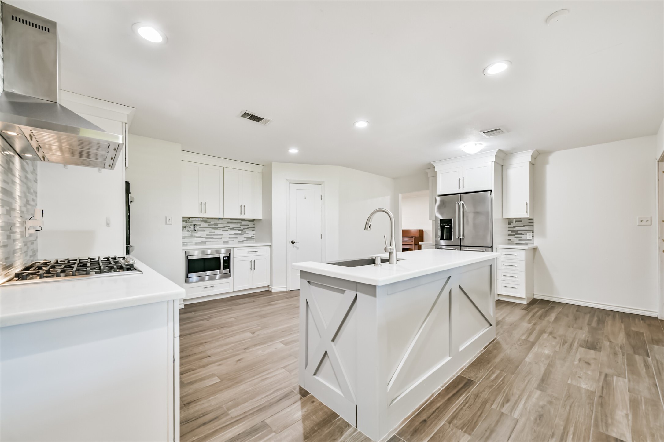 312 South 15th Street La Porte, TX 77571 - Photo 11 of 39