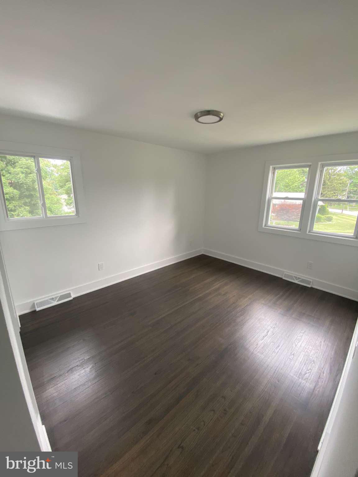 1921 Hemlock Road Norristown, PA 19403 - Photo 19 of 24 Gallery Image 19
