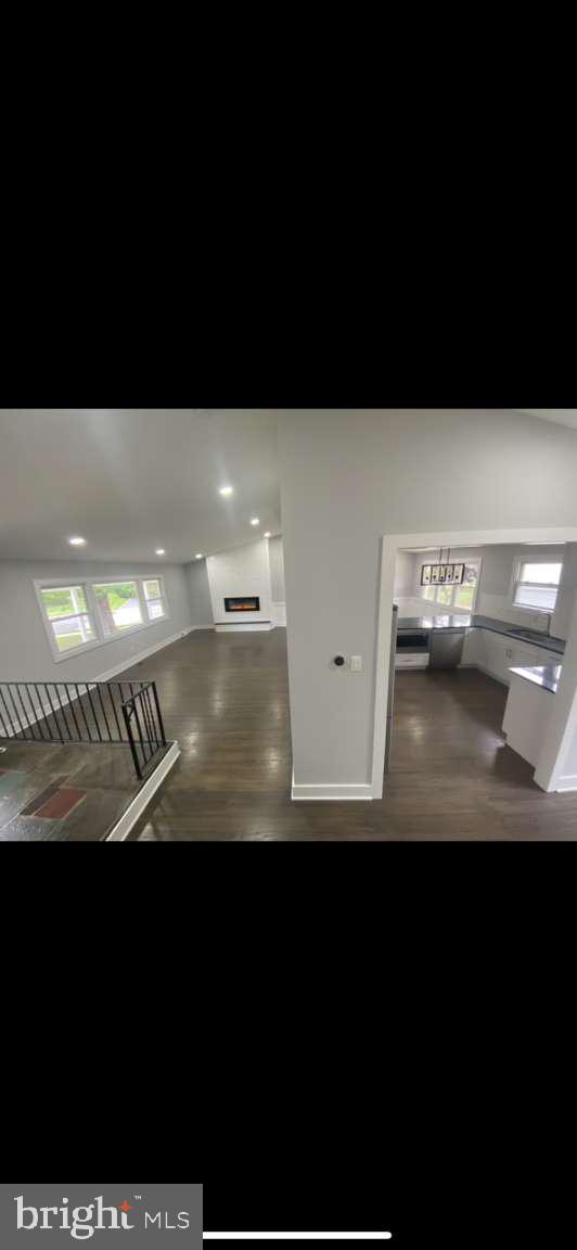 1921 Hemlock Road Norristown, PA 19403 - Photo 10 of 24 Gallery Image 10