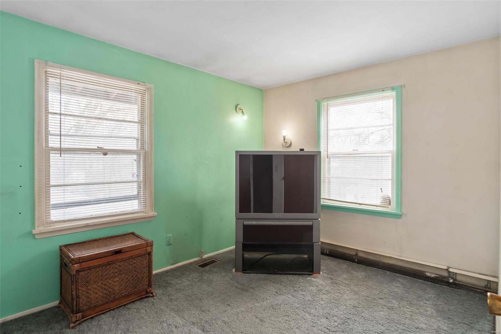 27 Valley Road St. Charles, MO 63303 - Photo 12 of 20 Gallery Image 12