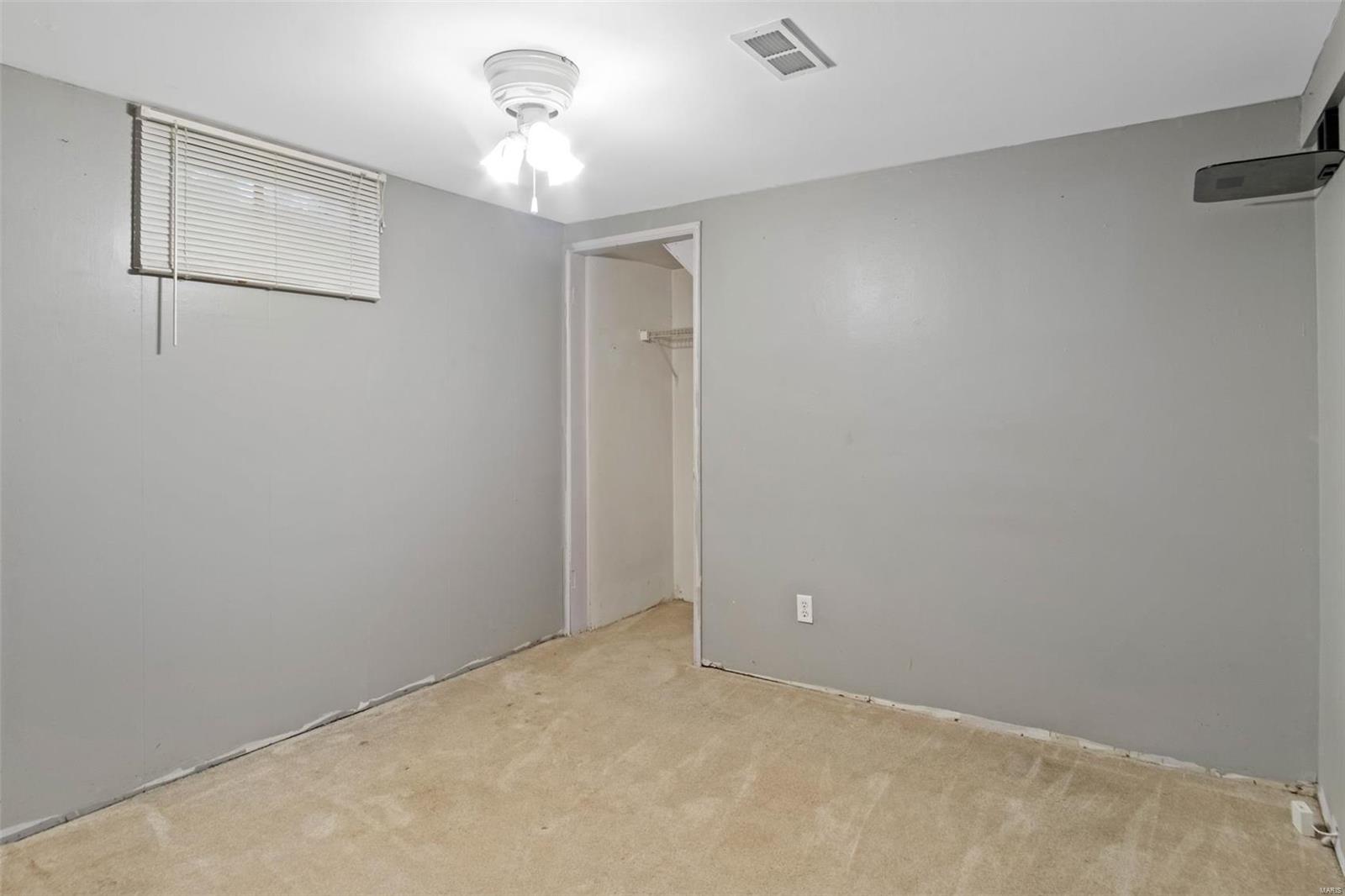 27 Valley Road St. Charles, MO 63303 - Photo 17 of 20 Gallery Image 17