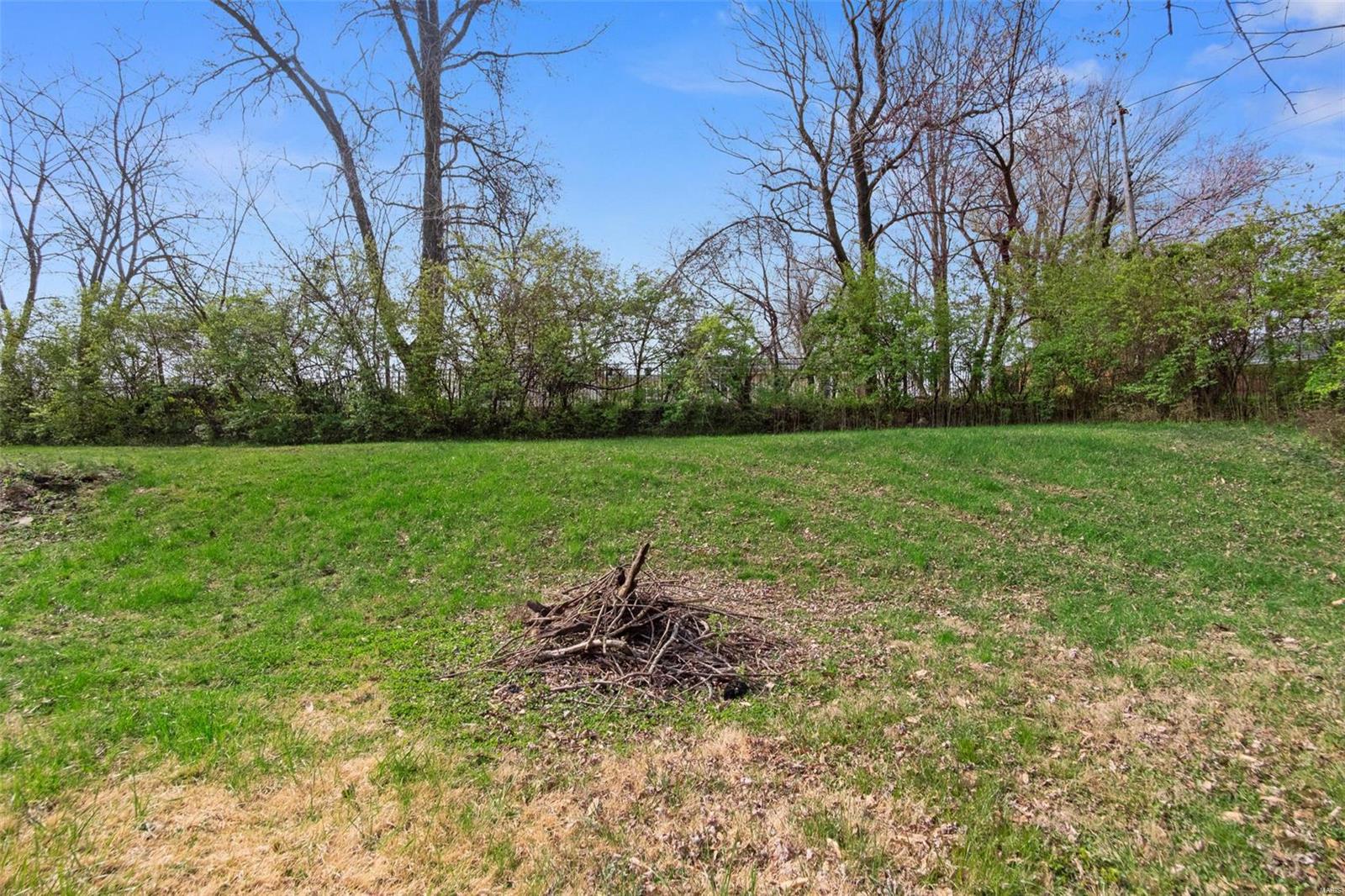 27 Valley Road St. Charles, MO 63303 - Photo 19 of 20 Gallery Image 19