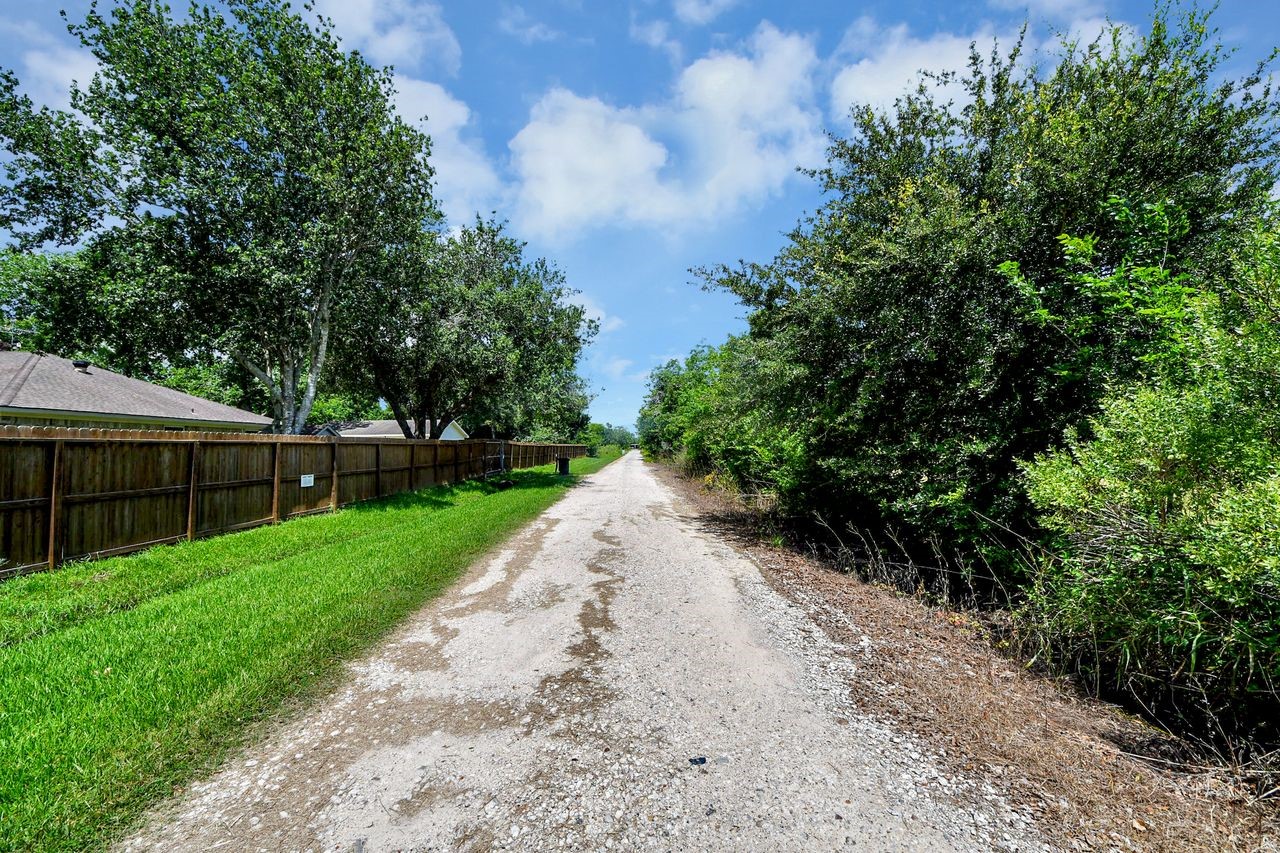 5793 Pearson Road Santa Fe, TX 77517 - Photo 16 of 16