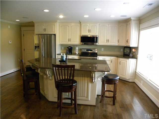 603 Rock Pillar Road Clayton, NC 27520 - Photo 3 of 18 Kitchen