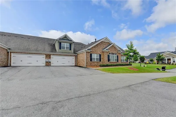 $424,900 | 3411 Lindenridge Drive, Buford, GA 30519