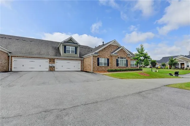$459,900 | 3411 Lindenridge Drive, Buford, GA 30519