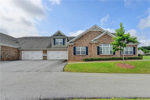 $459,900 | 3411 Lindenridge Drive, Buford, GA 30519