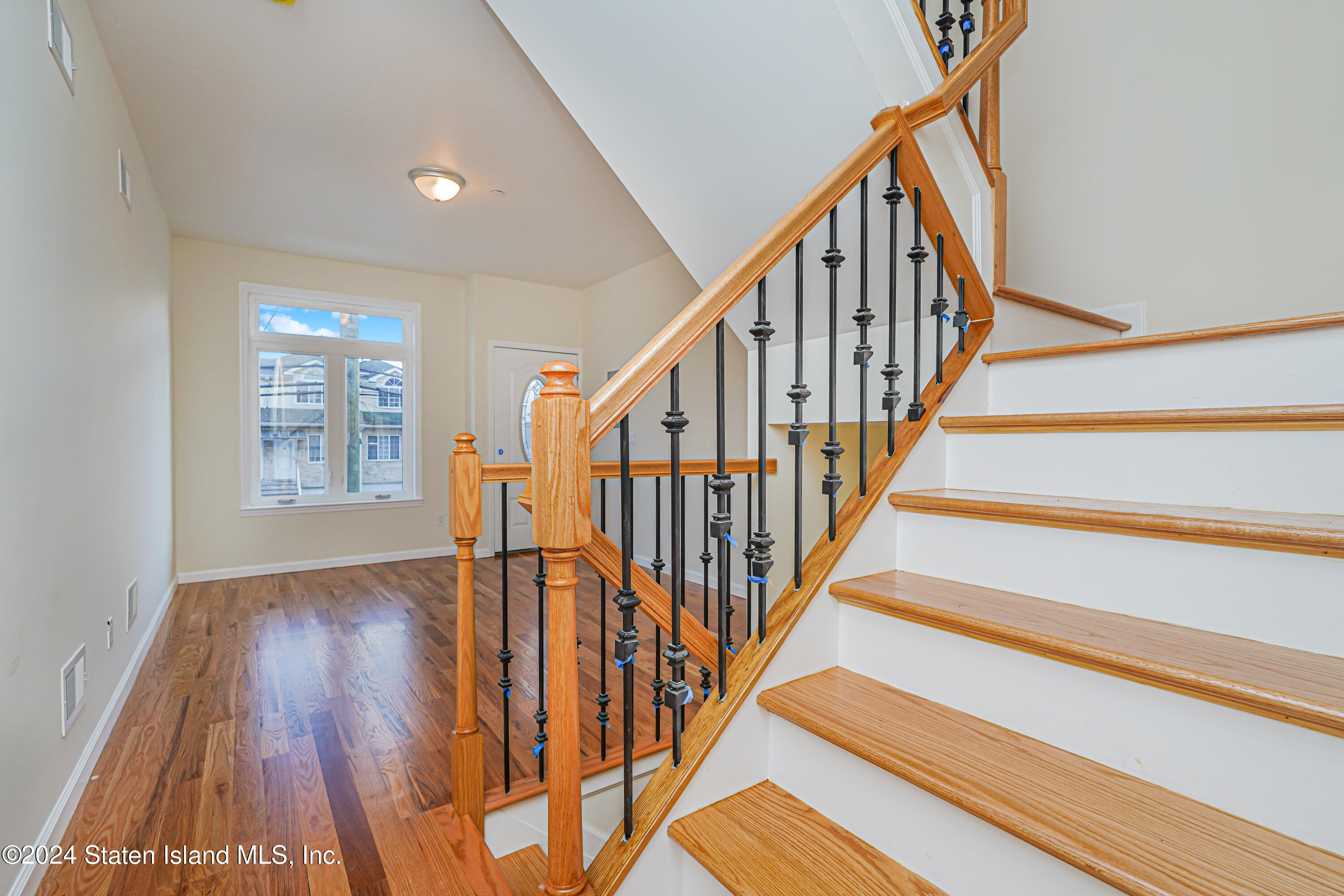 89 Robin Road Staten Island, NY 10305 - Photo 18 of 43 (18) STAIRS LEADING TO THIRD FLOOR