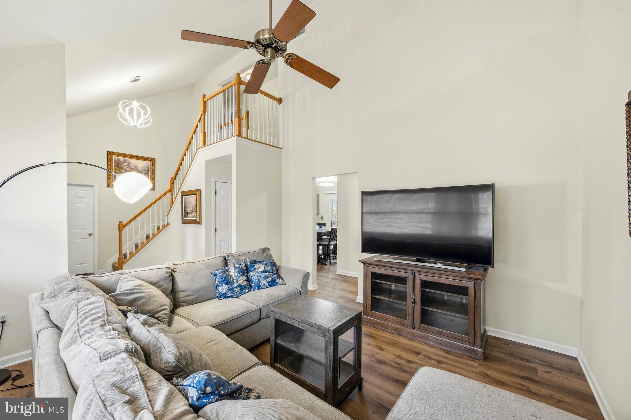 3280 Arundel On The Bay Road Annapolis, MD 21403 - Photo 5 of 40 Bright and open layout