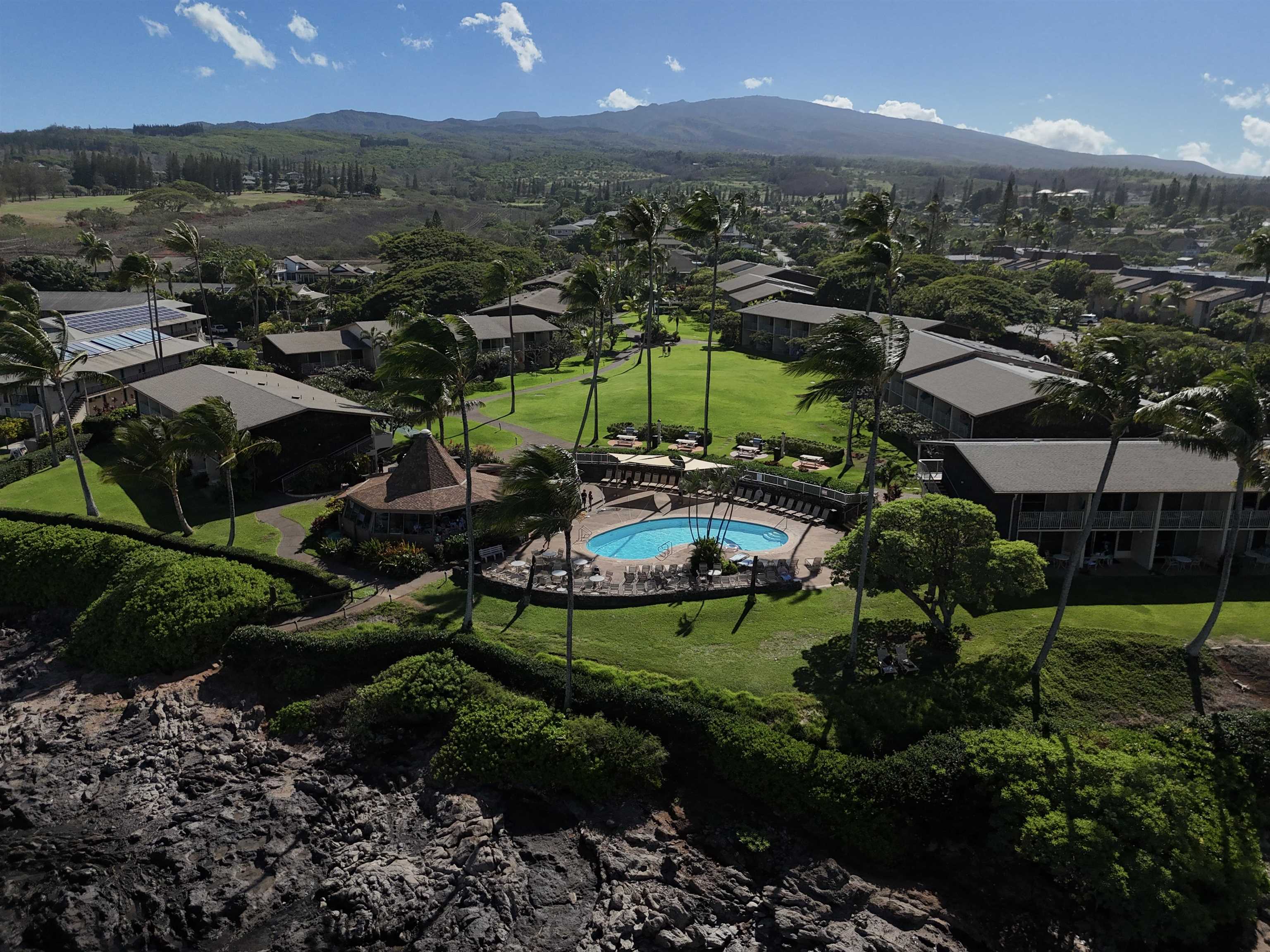 5315 Lower Honoapiilani Road, Unit D232 Lahaina, HI 96761 - Photo 30 of 31 a view of a city