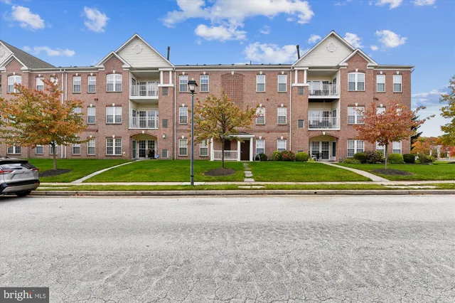 $279,900 | 5336 Glenthorne Court, Unit 5336, Rosedale, MD 21237