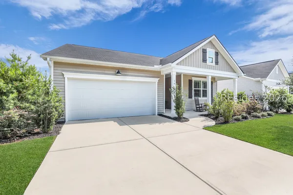 $464,990 | 14 Mainland Lakes Drive, Bluffton, SC 29910