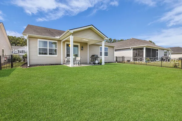$464,990 | 14 Mainland Lakes Drive, Bluffton, SC 29910
