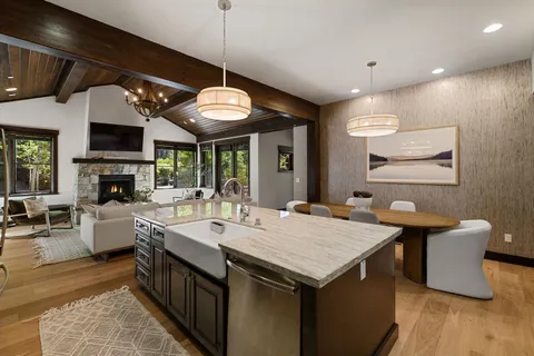$2,195,000 | 10120 Sagebrush Court, Truckee, CA 96161