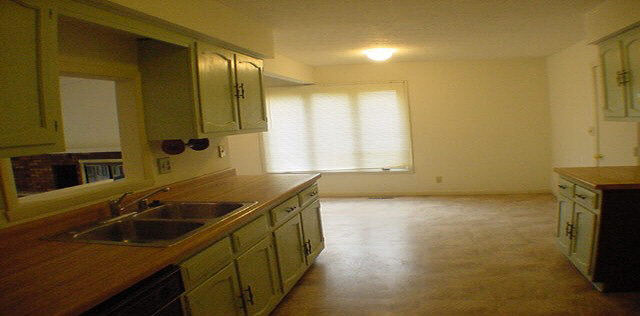 5266 Lakecrest Road Caledonia, IL 61011 - Photo 3 of 5 Gallery Image 3
