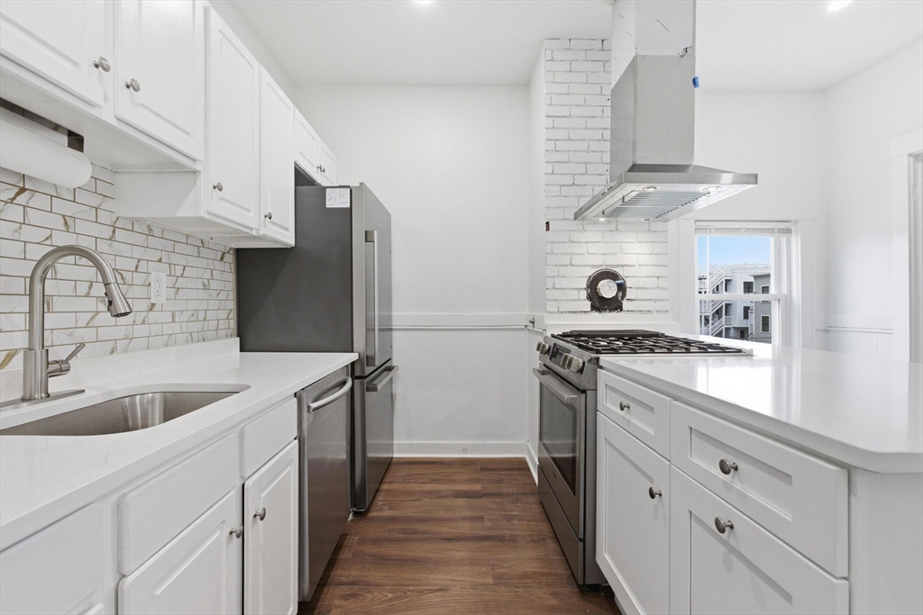 151 L Street Boston, MA 02127 - Photo 19 of 28
