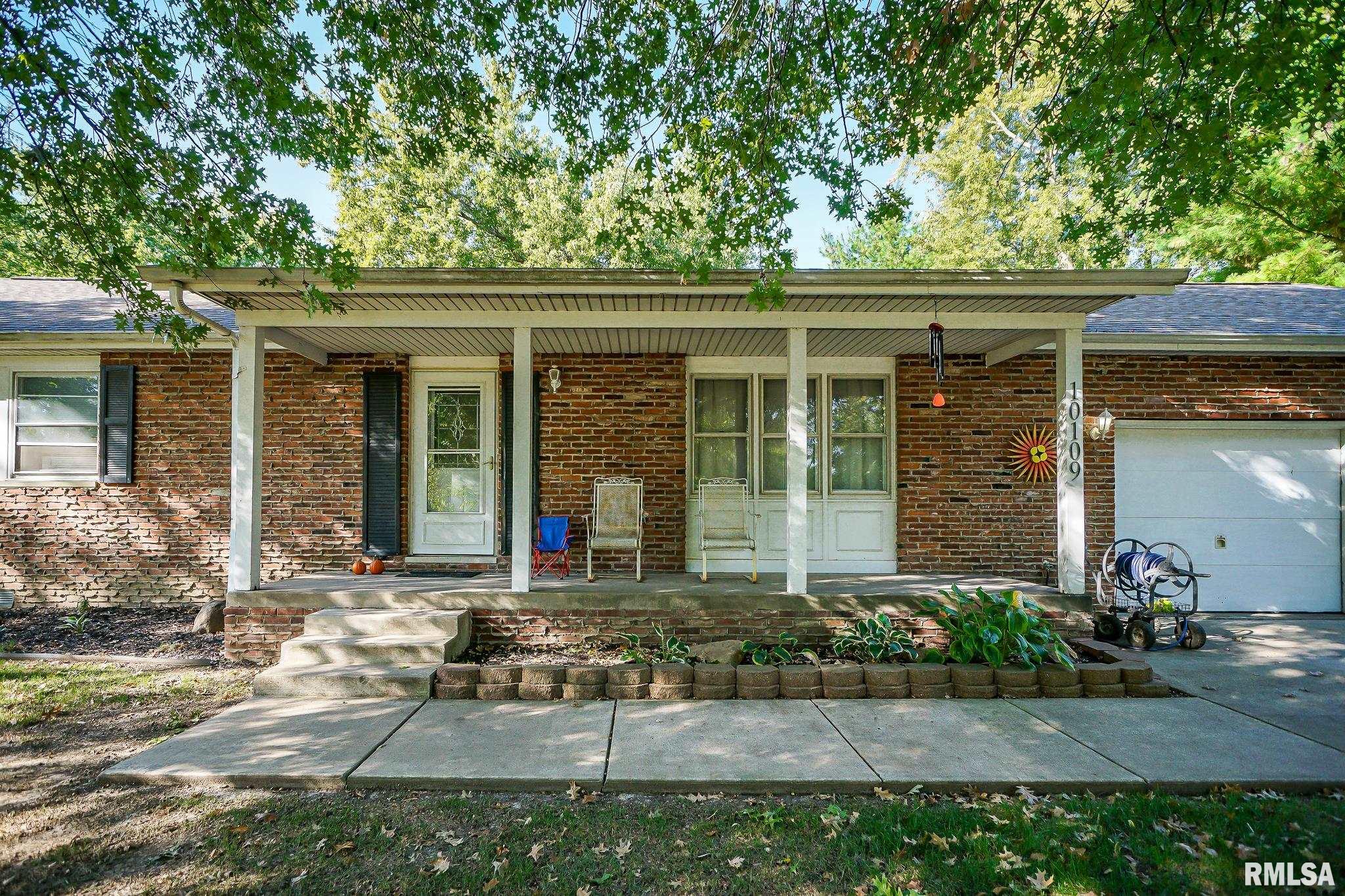 10109 Arrow Road Tremont, IL 61568 - Photo 2 of 35