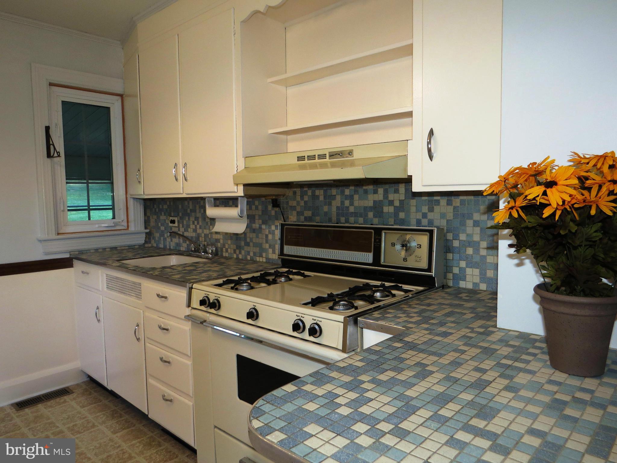 1685 Old Manchester Road Westminster, MD 21157 - Photo 2 of 30 Kitchen