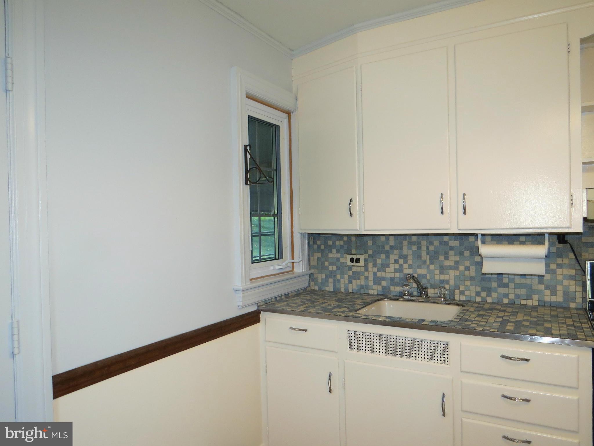 1685 Old Manchester Road Westminster, MD 21157 - Photo 11 of 30 Kitchen