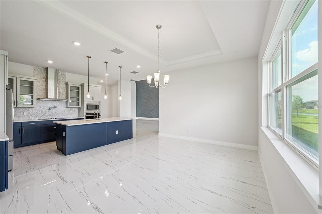 9201 Sanders Tree Loop Wesley Chapel, FL 33545 - Photo 20 of 98