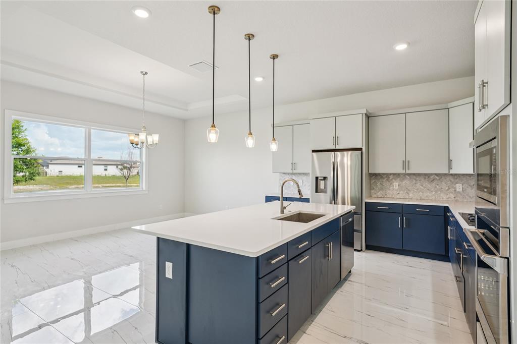 9201 Sanders Tree Loop Wesley Chapel, FL 33545 - Photo 24 of 98