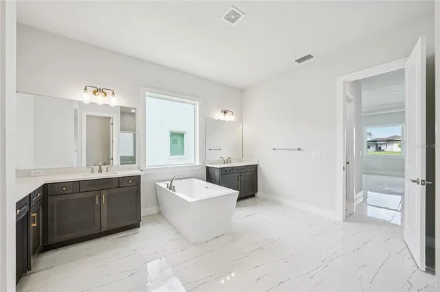 $1,164,000 | 9201 Sanders Tree Loop, Wesley Chapel, FL 33545