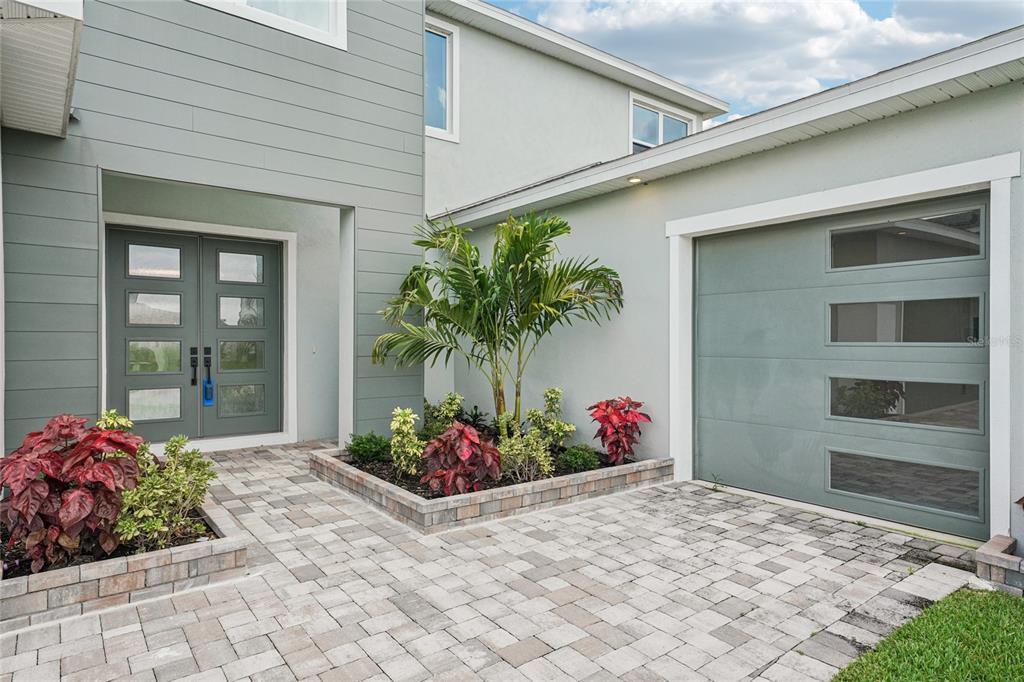 9201 Sanders Tree Loop Wesley Chapel, FL 33545 - Photo 6 of 98