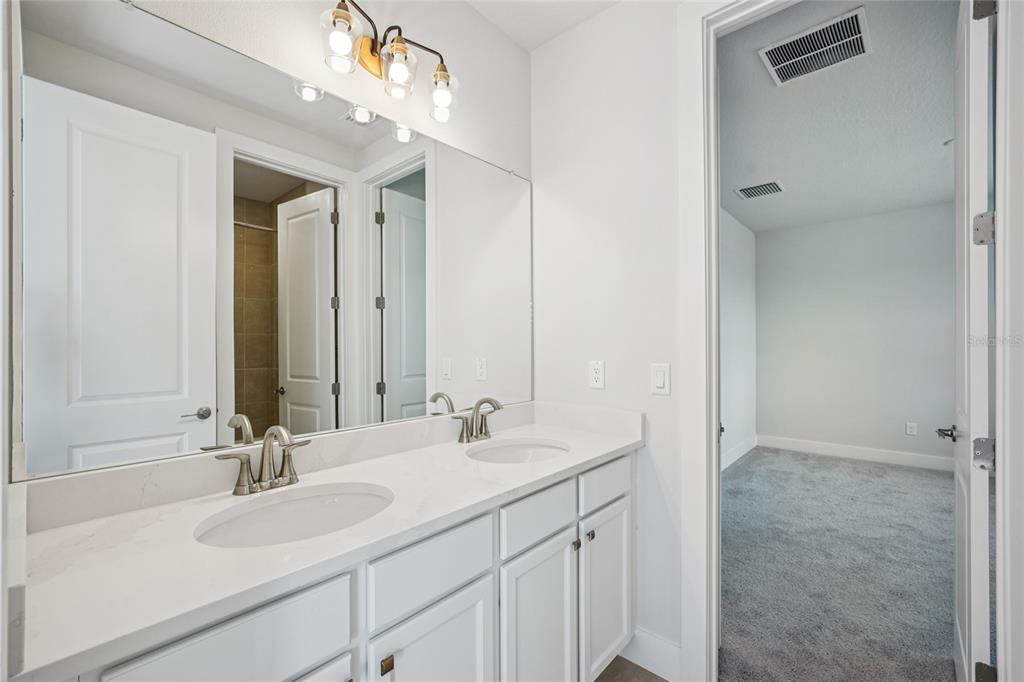 9201 Sanders Tree Loop Wesley Chapel, FL 33545 - Photo 73 of 98