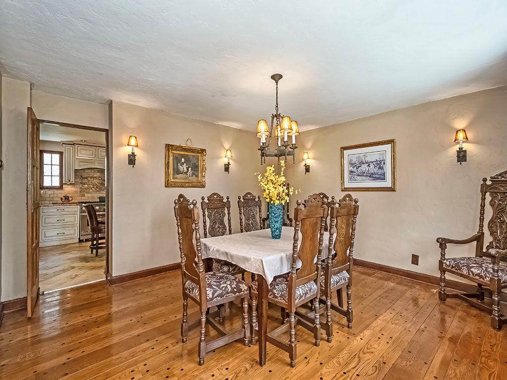 1247 Washington Road Pittsburgh, PA 15228 - Photo 10 of 32