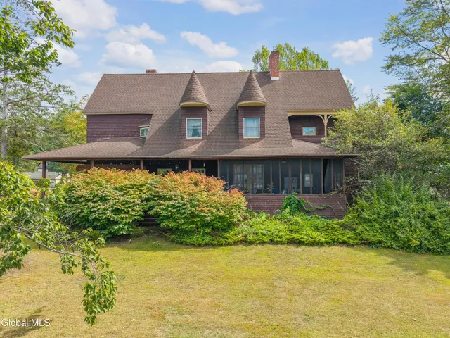 $1,200,000 | 182 Ballston Avenue, Saratoga Springs, NY 12866