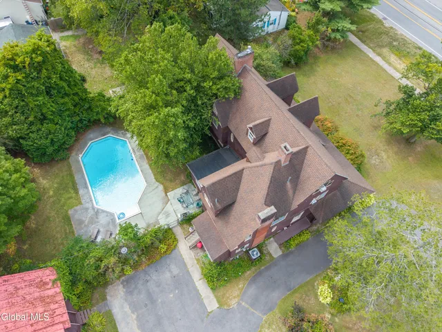 $1,200,000 | 182 Ballston Avenue, Saratoga Springs, NY 12866