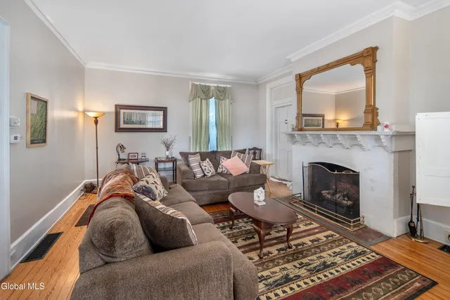 $1,200,000 | 182 Ballston Avenue, Saratoga Springs, NY 12866