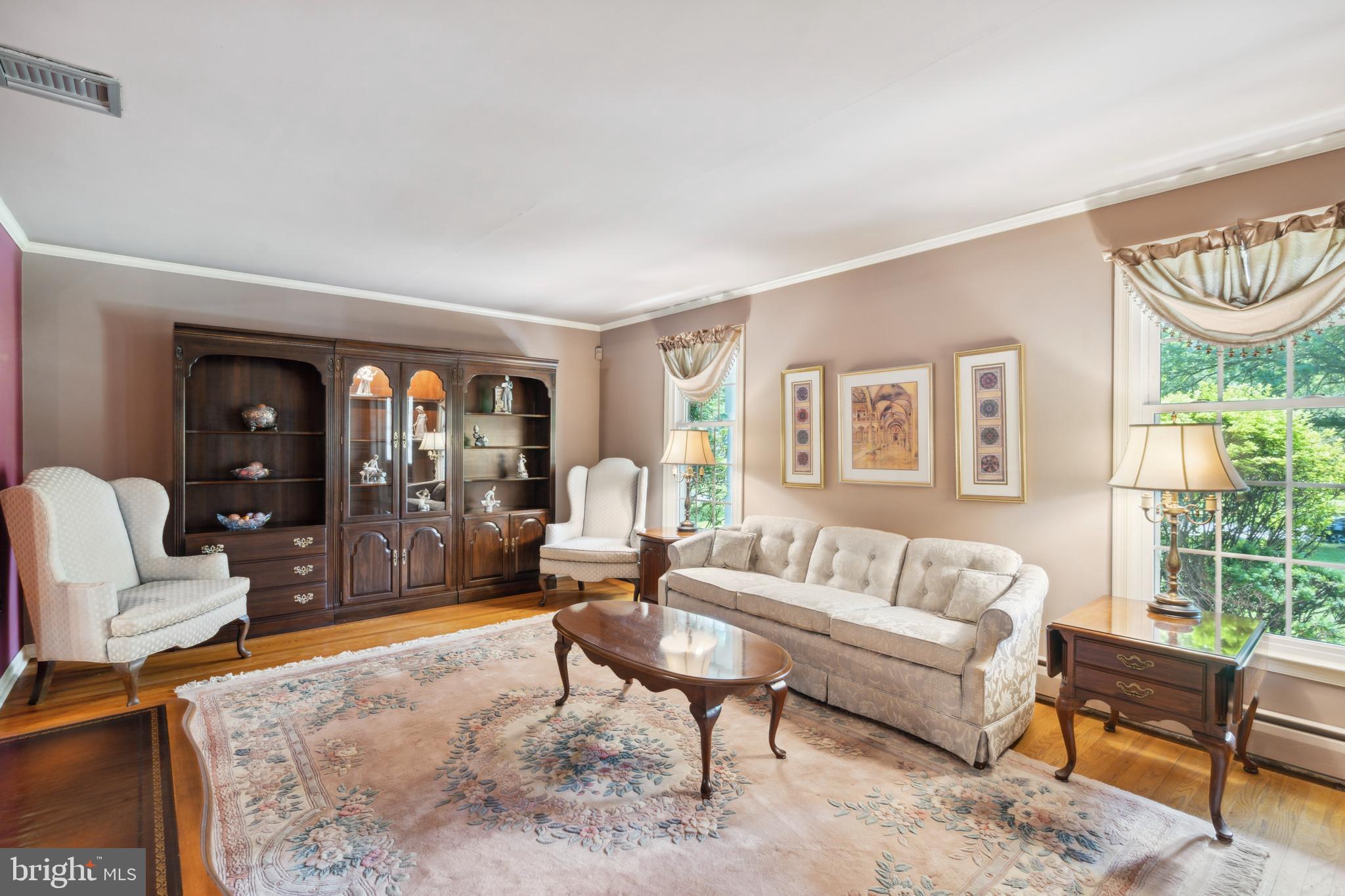 627 Georgetown Road Glen Mills, PA 19342 - Photo 3 of 25 Formal Living Room