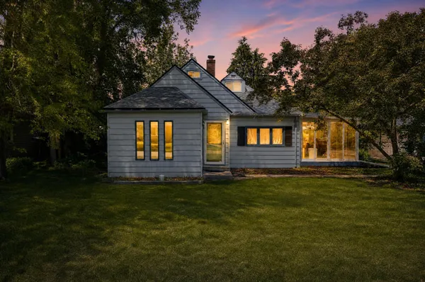 $269,900 | 614 16th Place, Somers, WI 53140