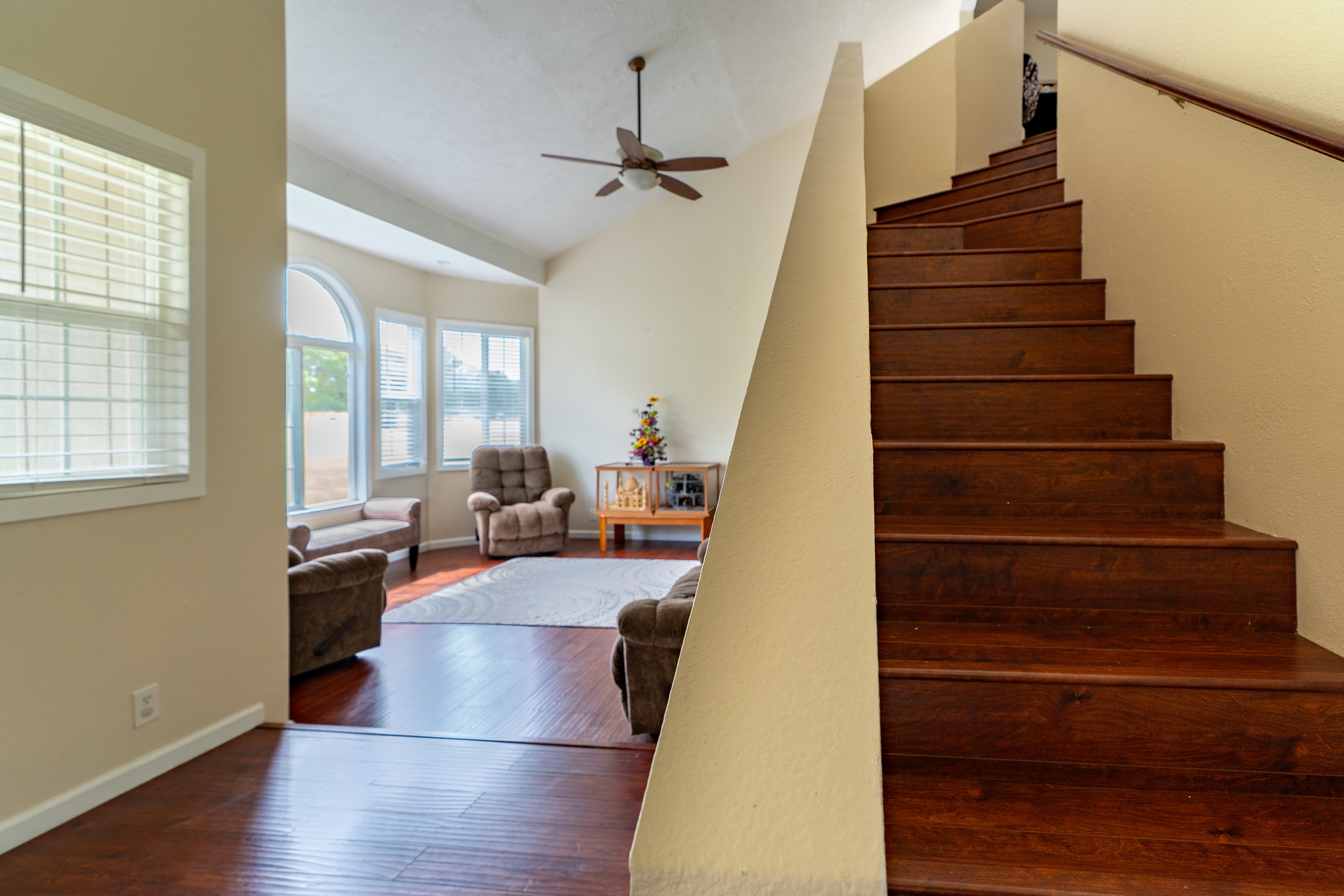 17-4044 South Road Keaau, HI 96749 - Photo 16 of 28 a view of entryway and hall with wooden floor