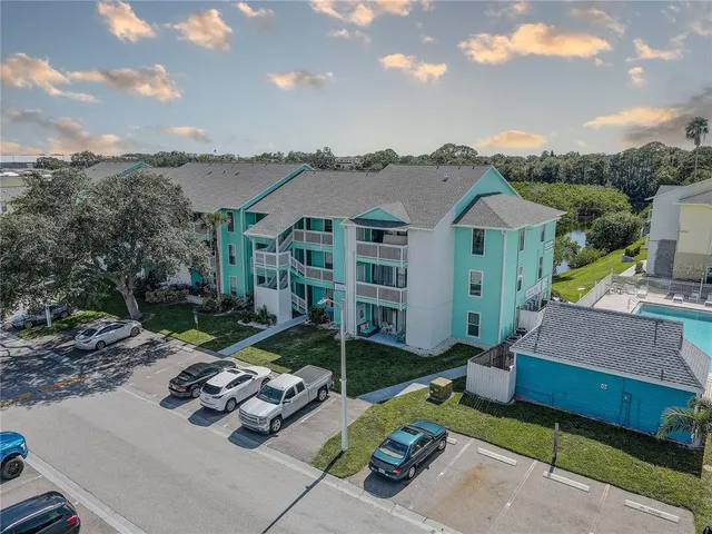$239,900 | 455 Alt 19, Unit 189, Palm Harbor, FL 34683