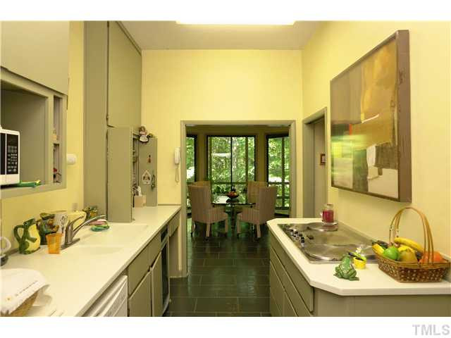 2005 Nakoma Place Raleigh, NC 27607 - Photo 12 of 25 Photo 12