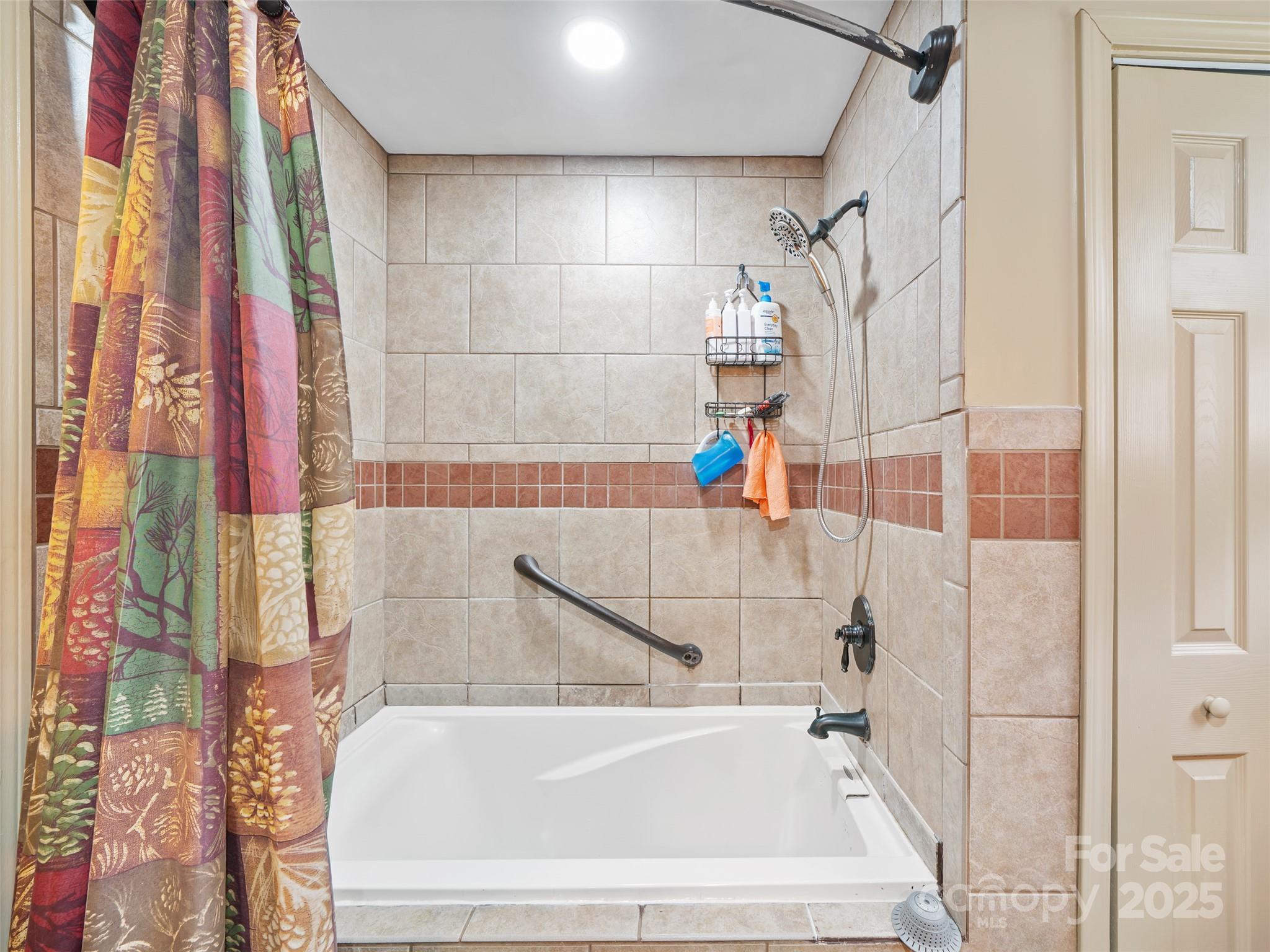 784 Riverview Road Burnsville, NC 28714 - Photo 15 of 38