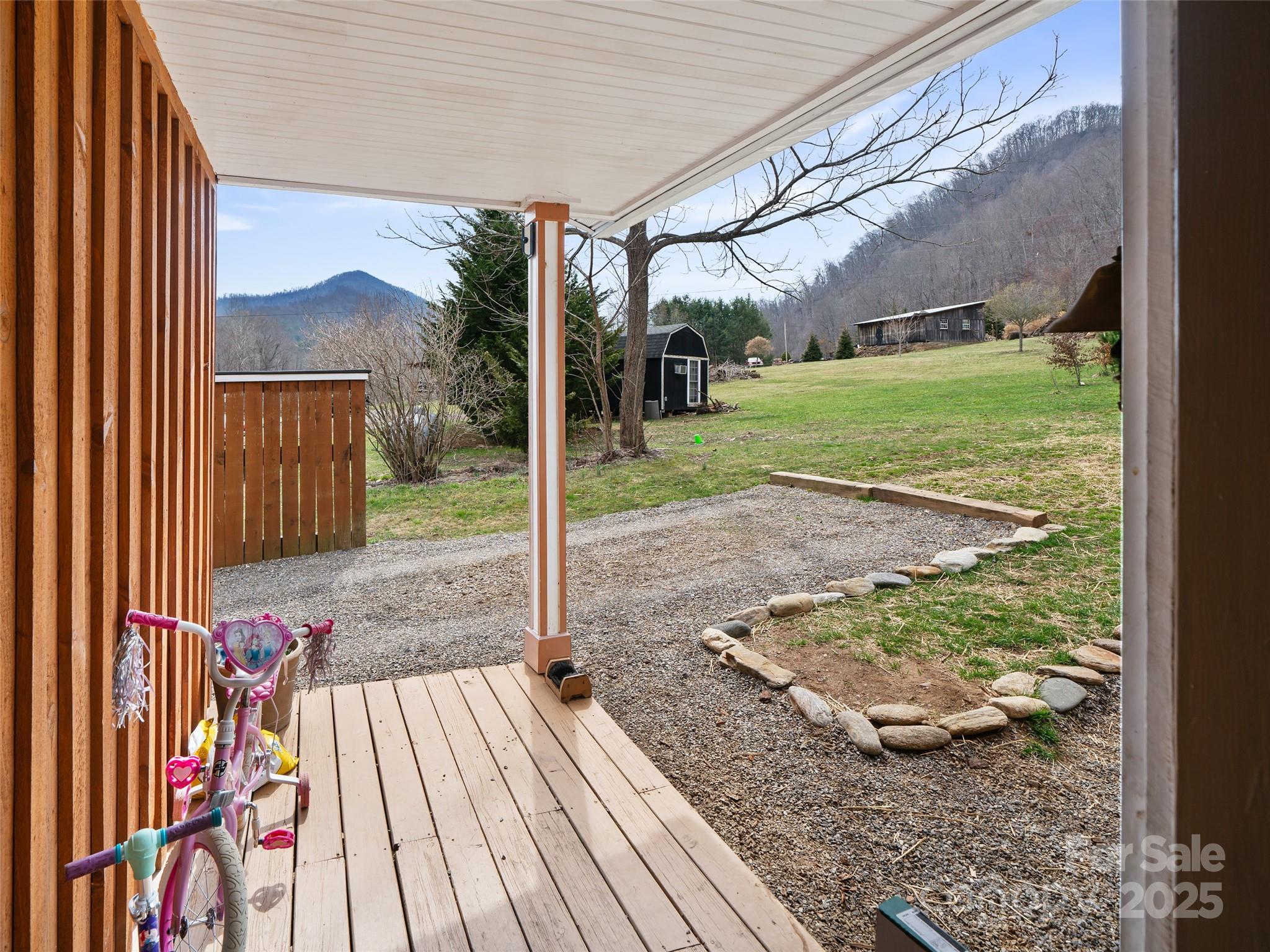 784 Riverview Road Burnsville, NC 28714 - Photo 31 of 38