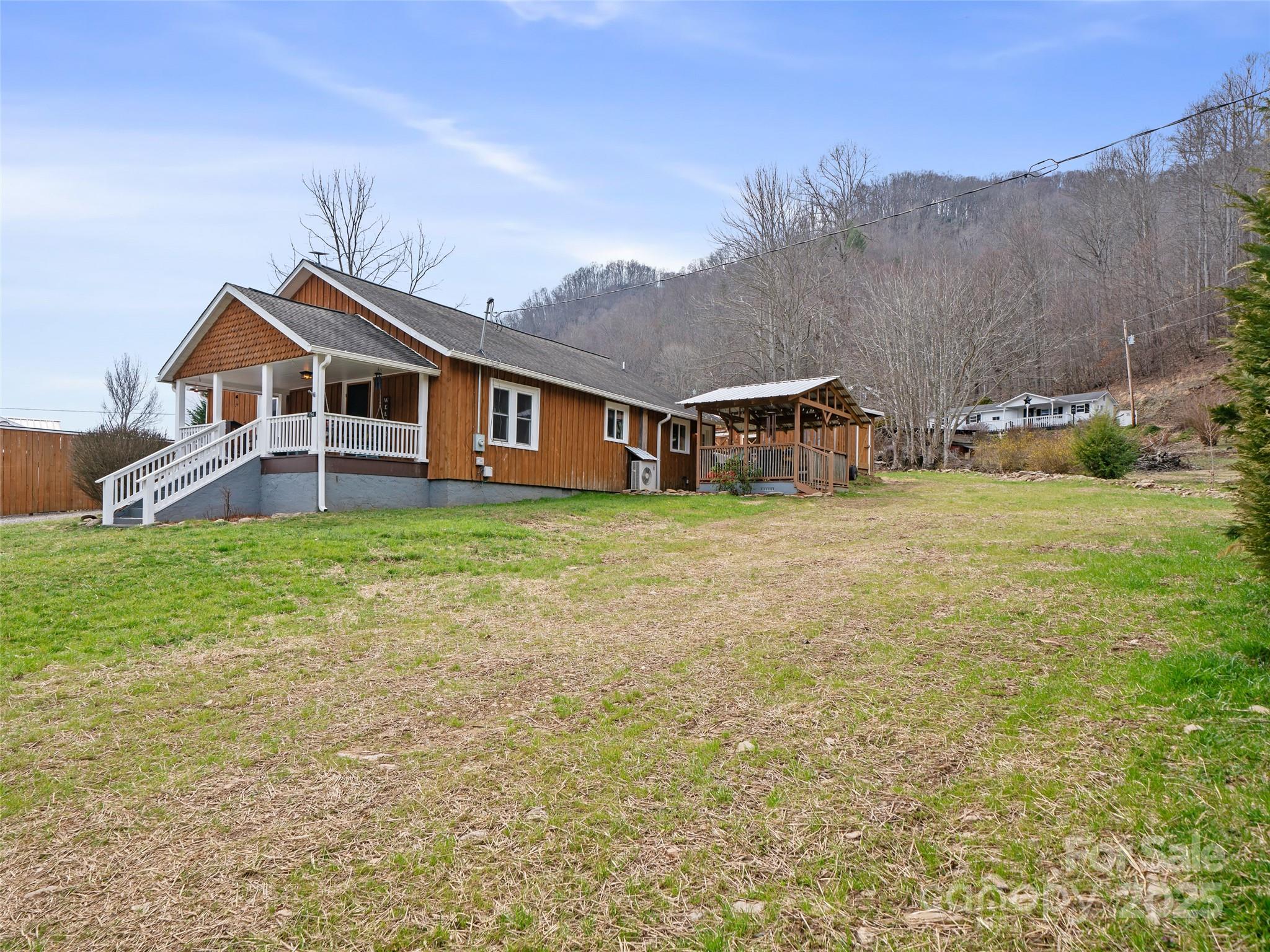 784 Riverview Road Burnsville, NC 28714 - Photo 34 of 38