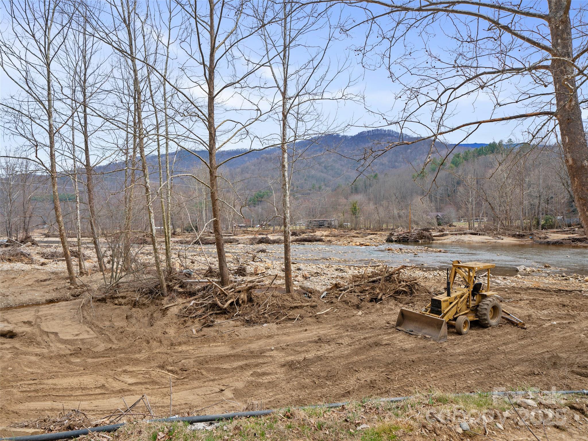 784 Riverview Road Burnsville, NC 28714 - Photo 37 of 38