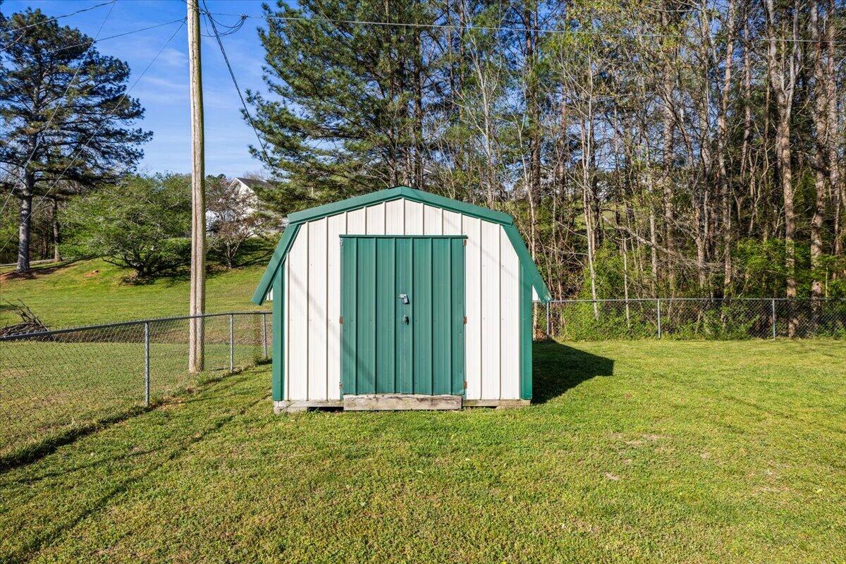 7610 Sims Road Harrison, TN 37341 - Photo 6 of 35 09-IMG_0100