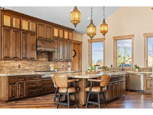 $3,335,000 | 13501 Southwest Riggs Road, Powell Butte, OR 97753