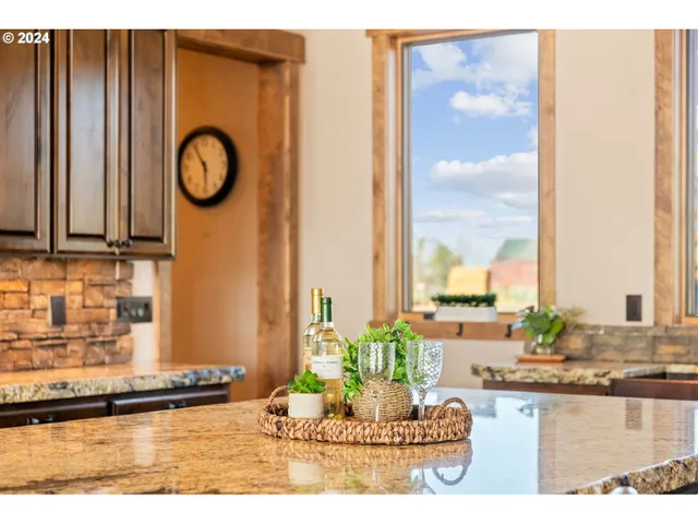 $3,335,000 | 13501 Southwest Riggs Road, Powell Butte, OR 97753