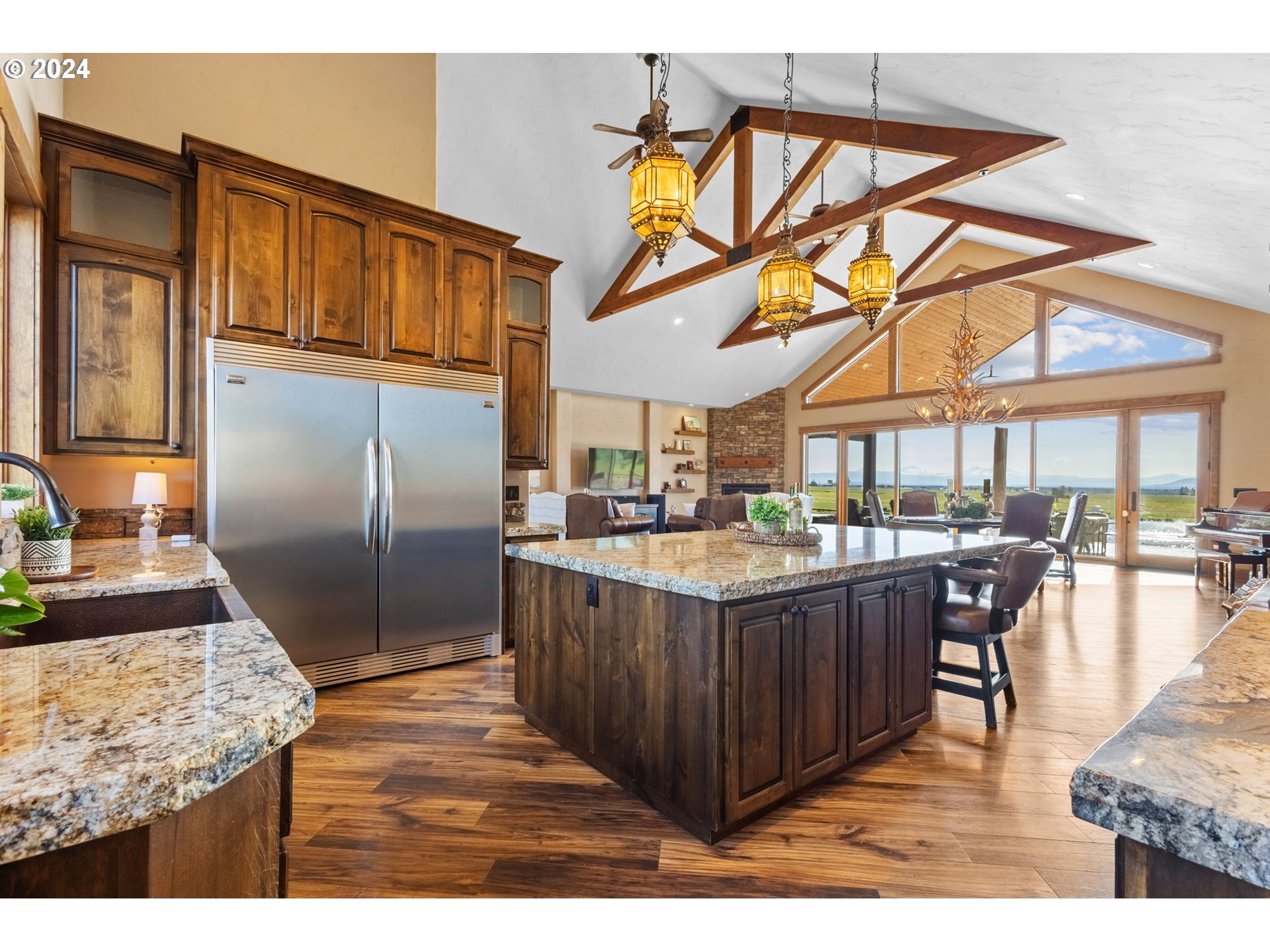 13501 Southwest Riggs Road Powell Butte, OR 97753 - Photo 17 of 46