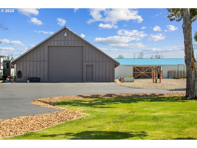 $3,335,000 | 13501 Southwest Riggs Road, Powell Butte, OR 97753