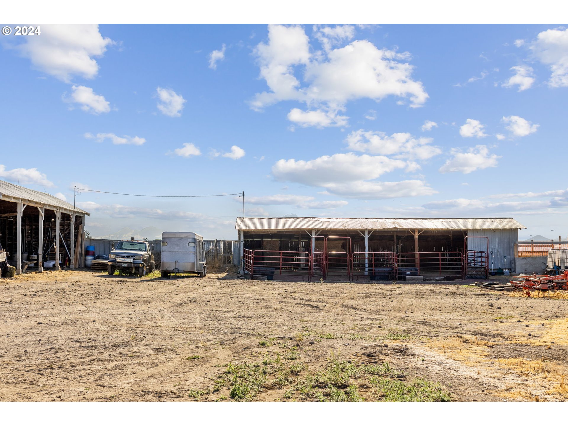 13501 Southwest Riggs Road Powell Butte, OR 97753 - Photo 44 of 46
