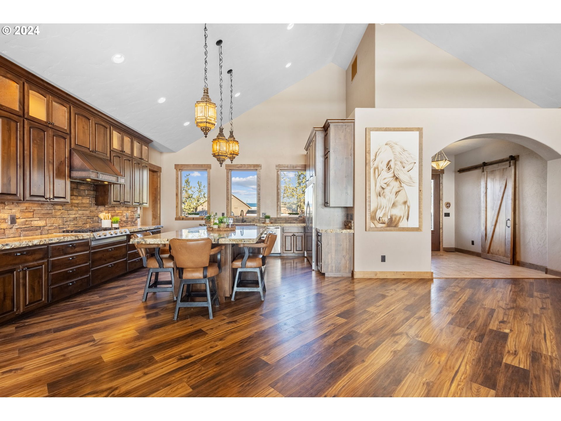 13501 Southwest Riggs Road Powell Butte, OR 97753 - Photo 10 of 46