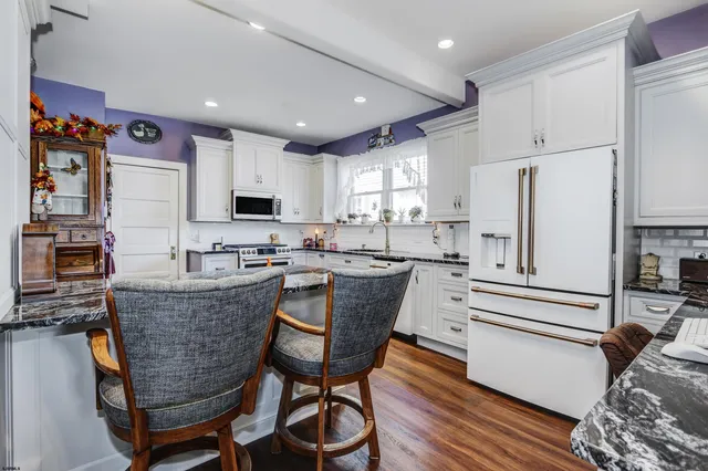 $1,799,900 | 811 Wesley Avenue, Ocean City, NJ 08226